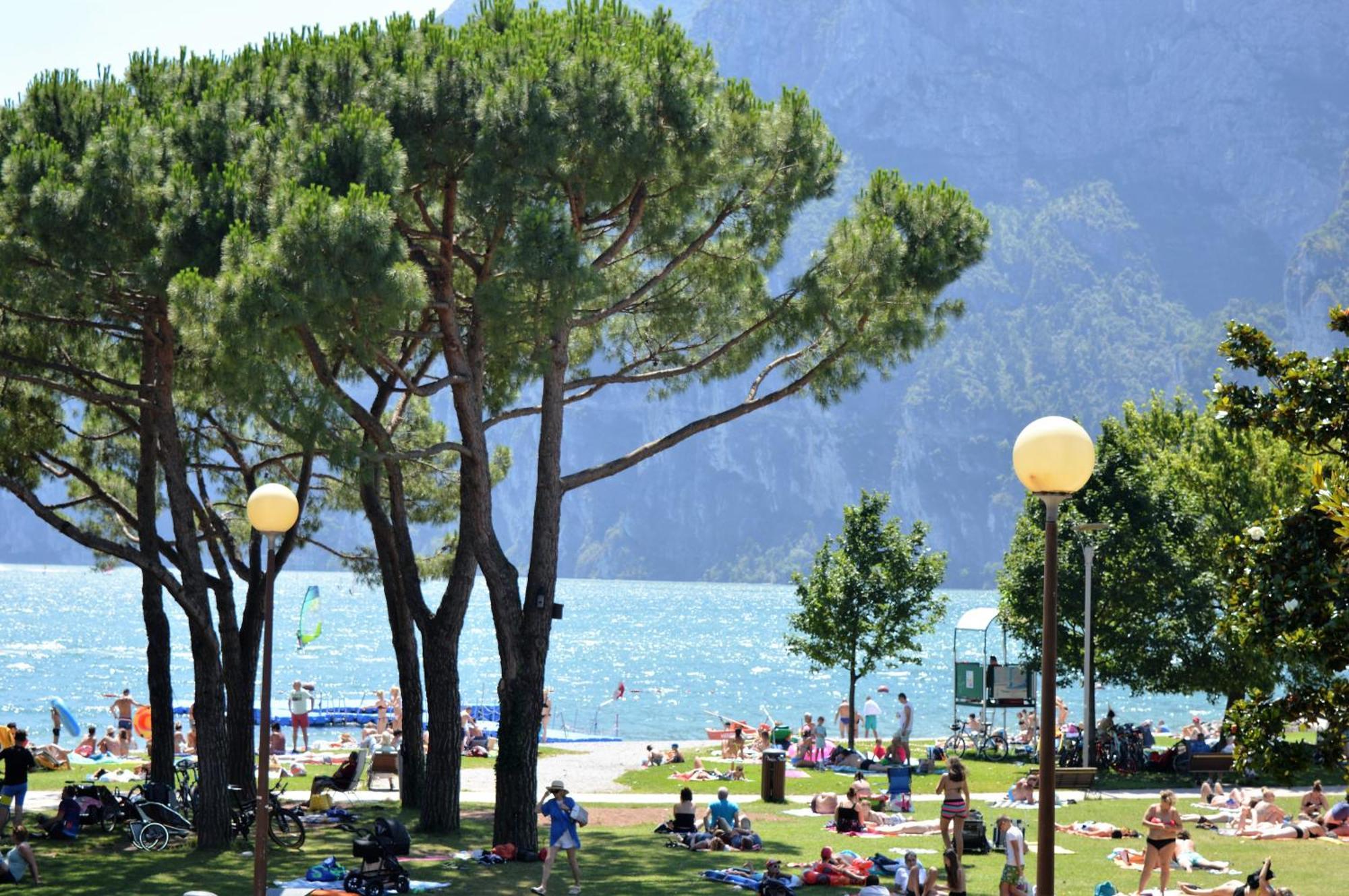 Terrazza Sul Lago Riva Zewnętrze zdjęcie