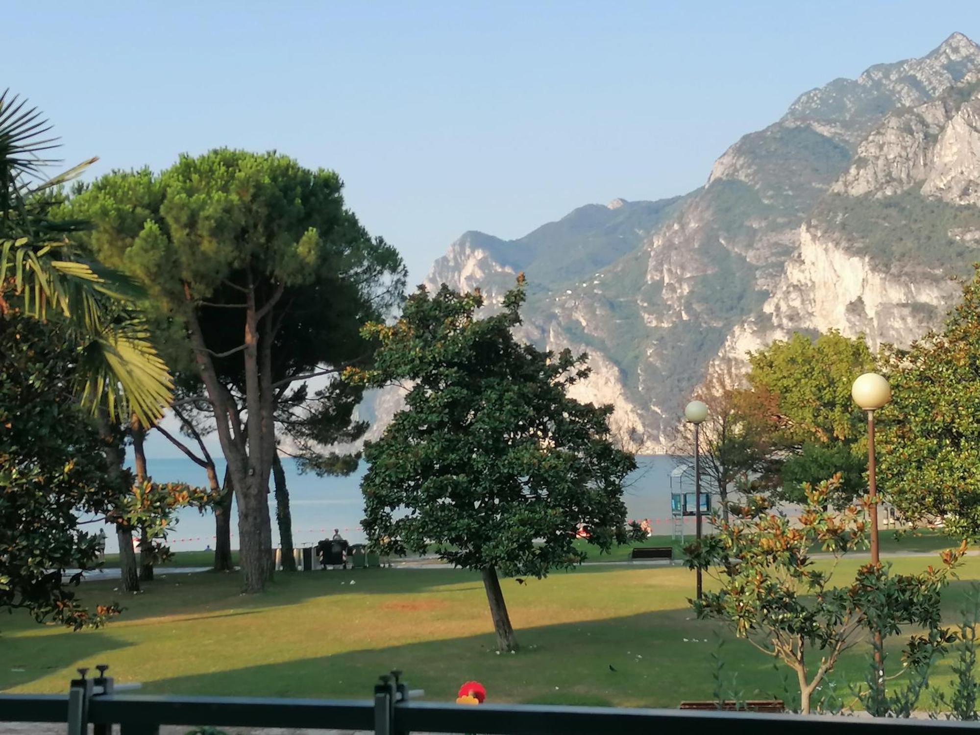 Terrazza Sul Lago Riva Zewnętrze zdjęcie