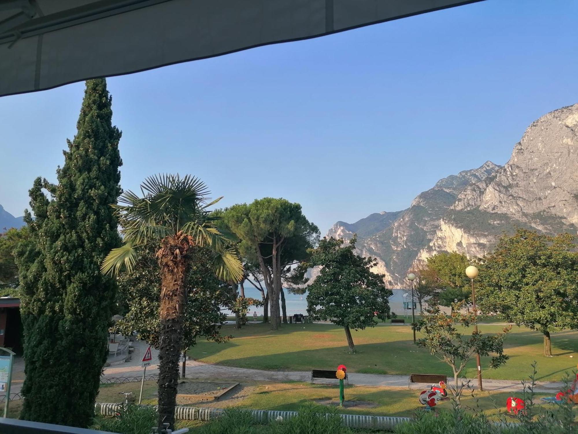 Terrazza Sul Lago Riva Zewnętrze zdjęcie